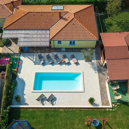 Holiday home Beautiful In