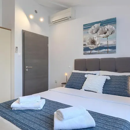Beautiful In Holiday home *